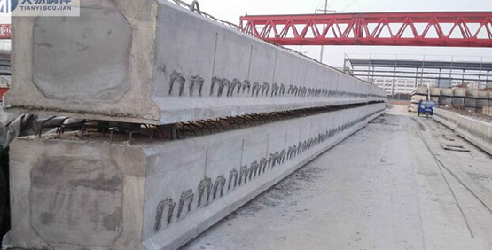 新五线营新桥、路河公路二桥改建工程-20米空心桥梁板